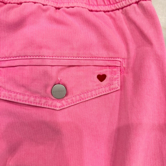 SUNDRY pink cargo joggers in size SUNDRY sizing of 2 which is like a medium. - Picture 10 of 13